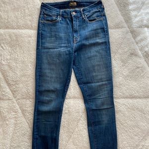 Mother denim high waisted looker ankle fray